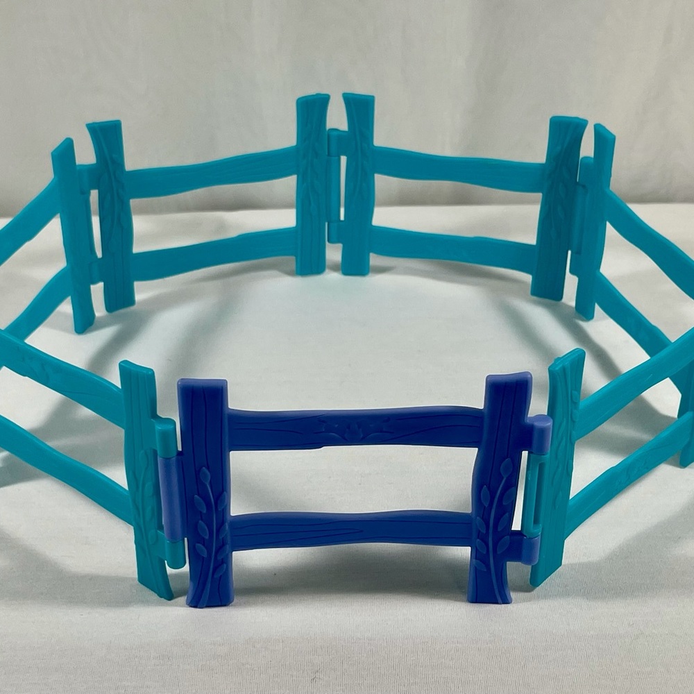 Fisher Price Farm Fences Corral for Toddlers Farm Toys and Animals